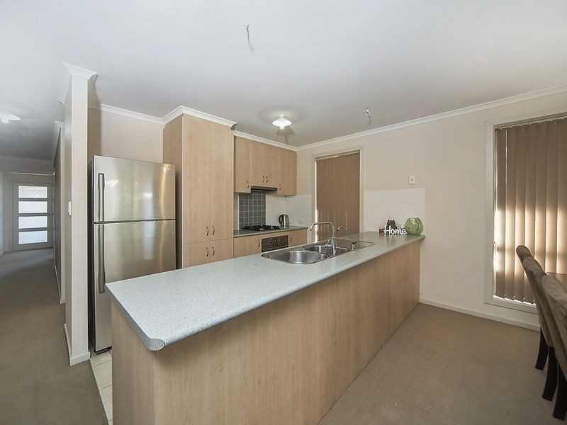 10 Almond Circuit, Munno Para West SA 5115