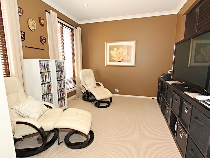 2 Finnis Street, Blakeview SA 5114
