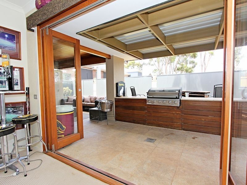 2 Finnis Street, Blakeview SA 5114
