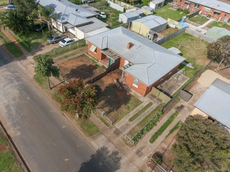 22 & 24 Johnston Road, Elizabeth Downs SA 5113