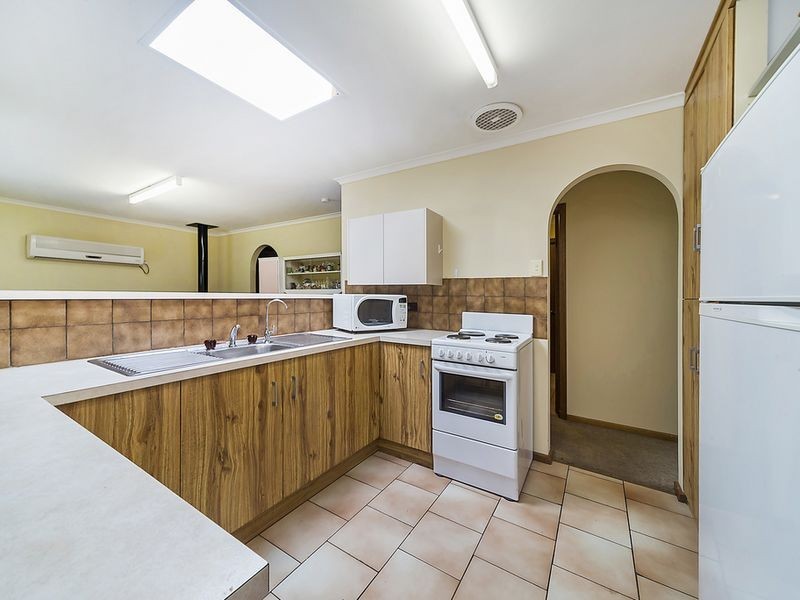 5 Window Road, Willaston SA 5118