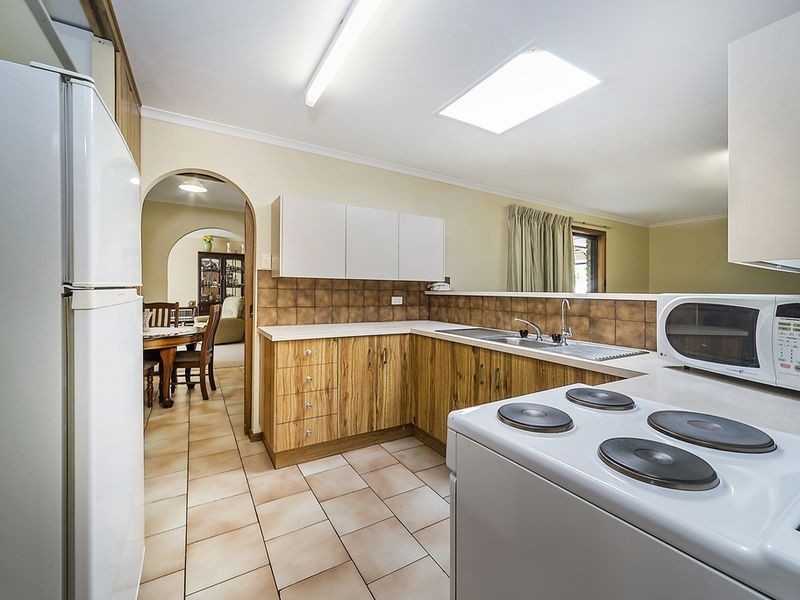 5 Window Road, Willaston SA 5118