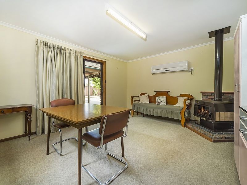 5 Window Road, Willaston SA 5118