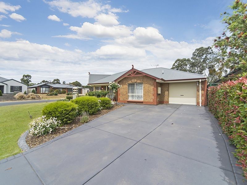 21 Ian Ross Drive, Williamstown SA 5351