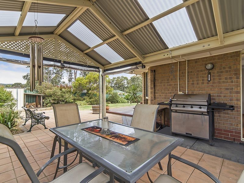21 Ian Ross Drive, Williamstown SA 5351