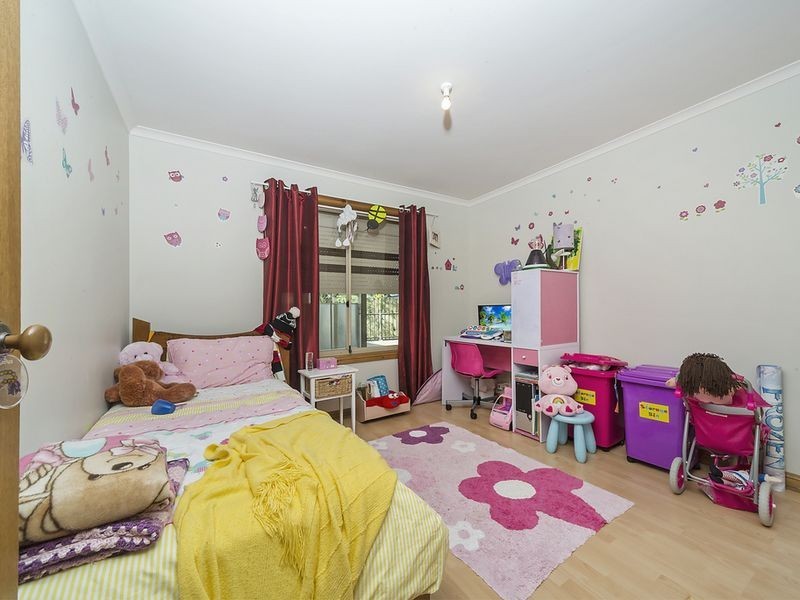 27 Greenfields Drive, Andrews Farm SA 5114