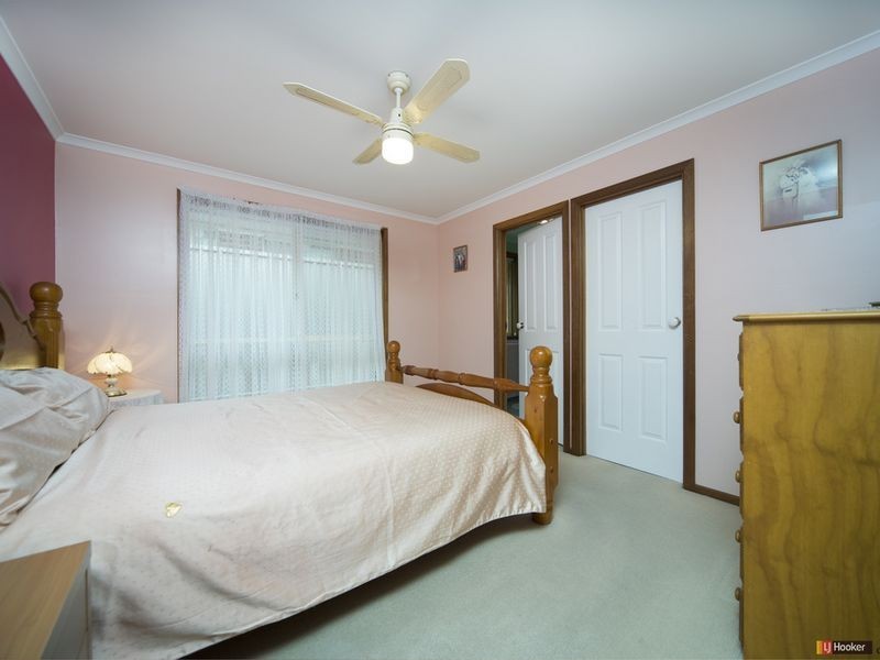 5 Linda Way, Evanston Park SA 5116
