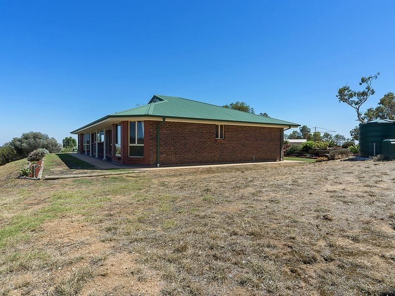 21 Skurray Court, Cockatoo Valley SA 5351