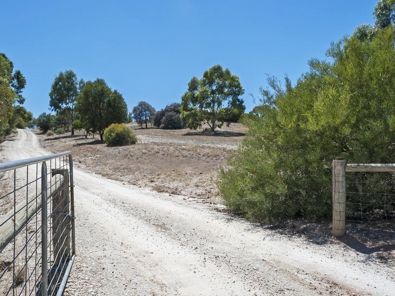 21 Skurray Court, Cockatoo Valley SA 5351