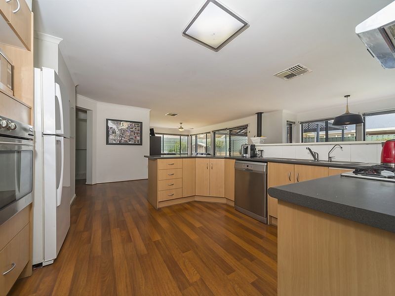 9 Coleman Parade, Evanston Park SA 5116