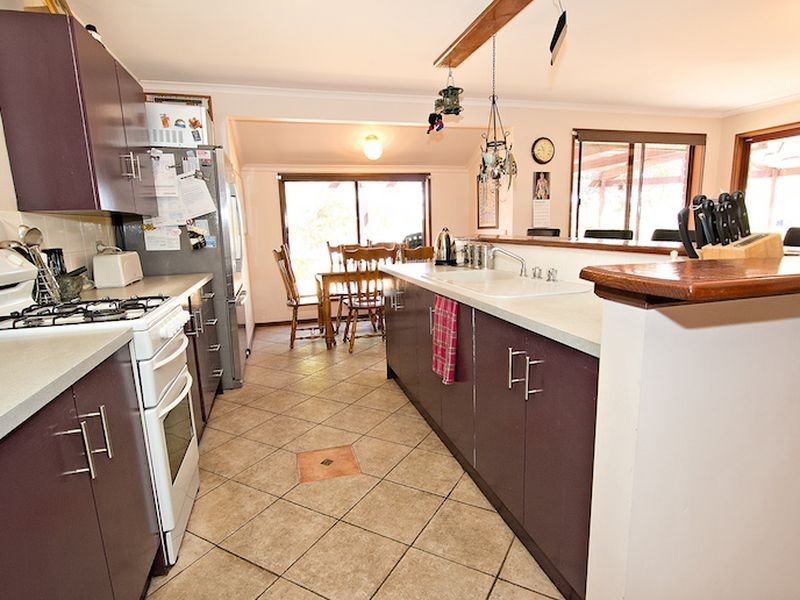 15 Wintulich Ave, Gawler East SA 5118