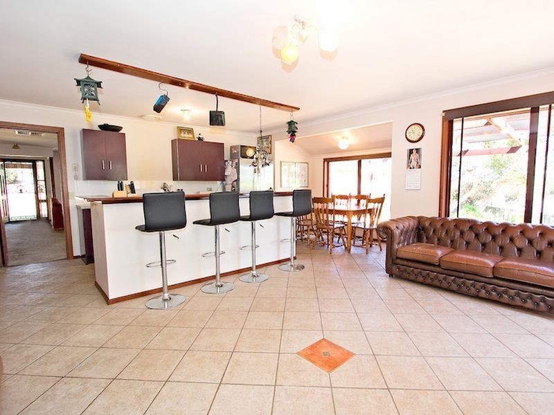 15 Wintulich Ave, Gawler East SA 5118