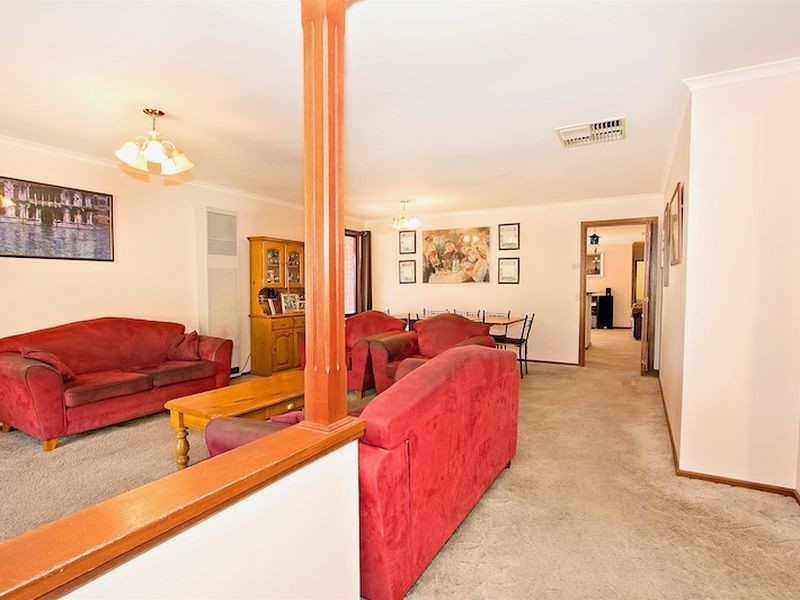 15 Wintulich Ave, Gawler East SA 5118
