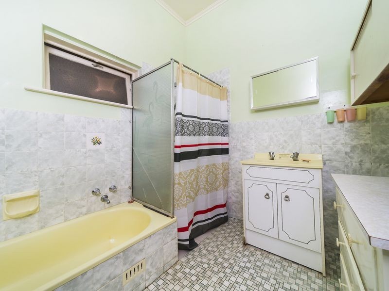 82 Paxton Street, Willaston SA 5118