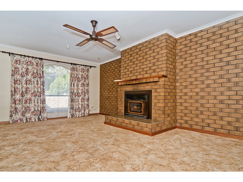 60 Lyndoch Road, Gawler East SA 5118