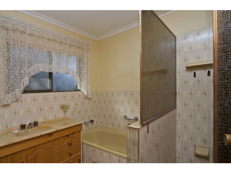 60 Lyndoch Road, Gawler East SA 5118