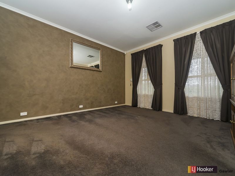 4 Sable Grove, Two Wells SA 5501