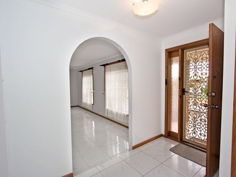 2 Symes Court, Willaston SA 5118