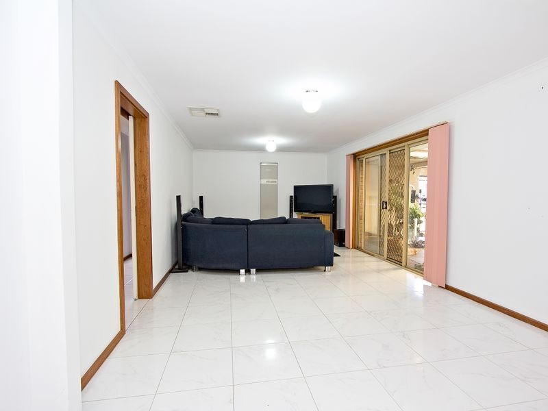 2 Symes Court, Willaston SA 5118