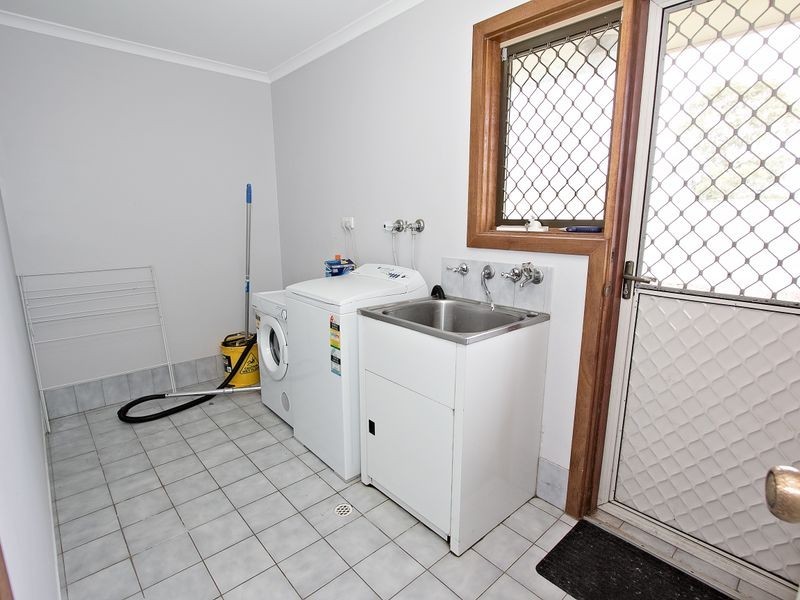 2 Symes Court, Willaston SA 5118