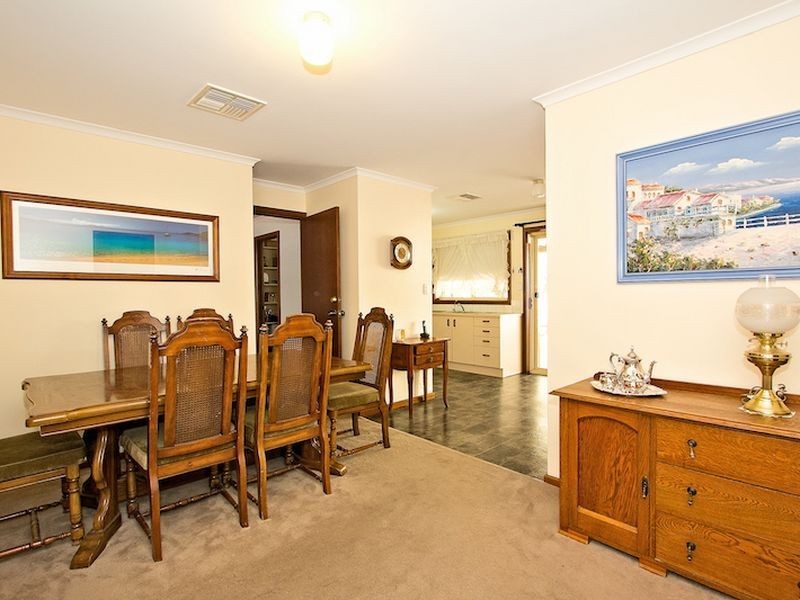 8 Bright Street, Willaston SA 5118