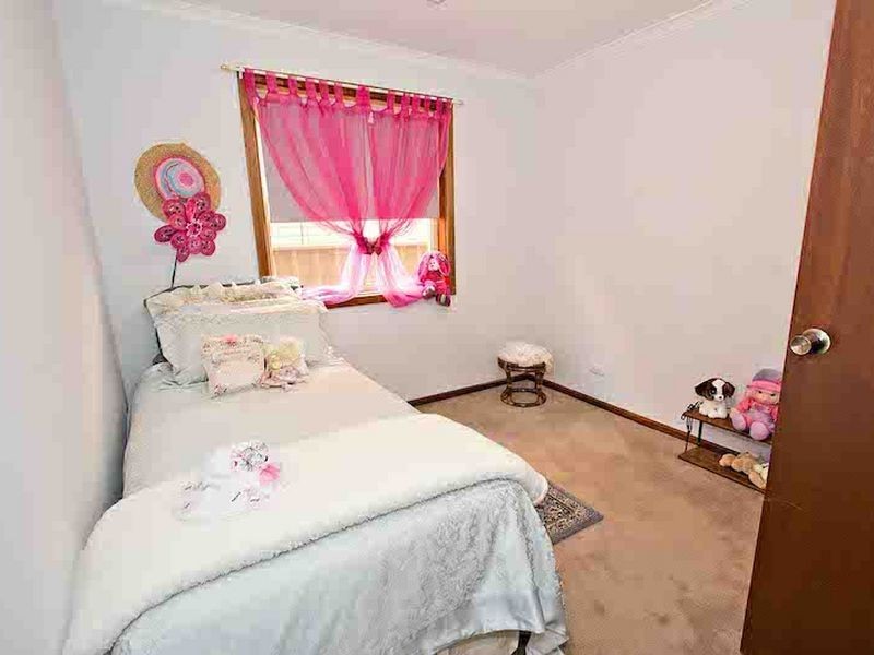 8 Bright Street, Willaston SA 5118