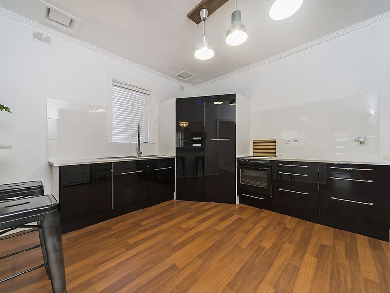 15 High Street, Willaston SA 5118