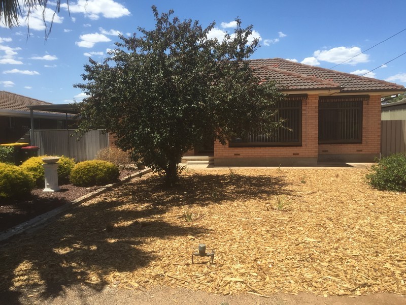 24 Iveleray Avenue, Salisbury East SA 5109