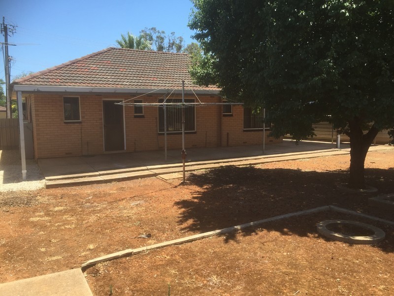 24 Iveleray Avenue, Salisbury East SA 5109
