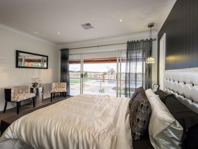 10 Parkes Court, Evanston Gardens SA 5116