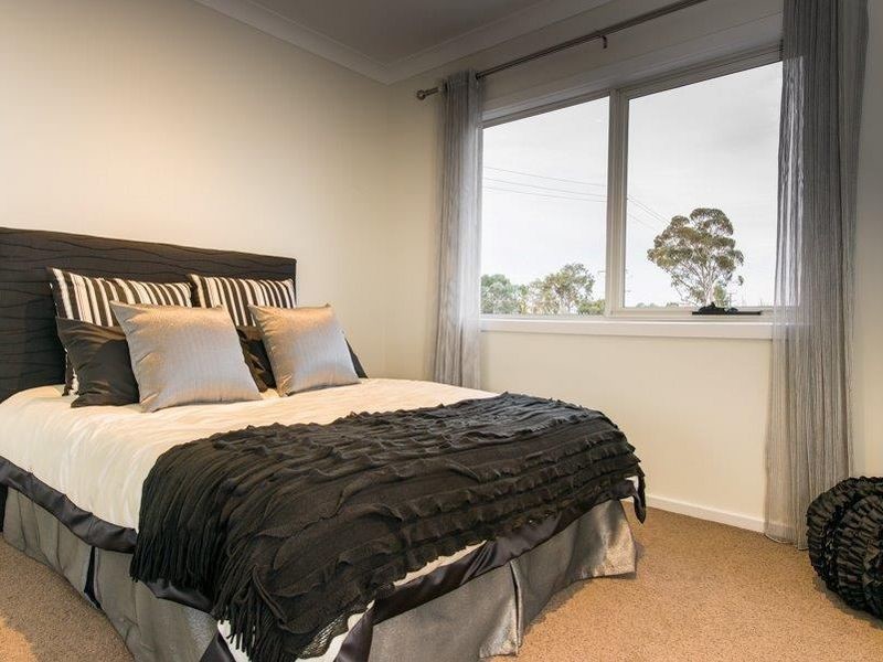 10 Parkes Court, Evanston Gardens SA 5116