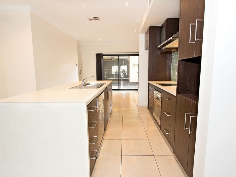 331 Mawson Lakes Blvd, Mawson Lakes SA 5095