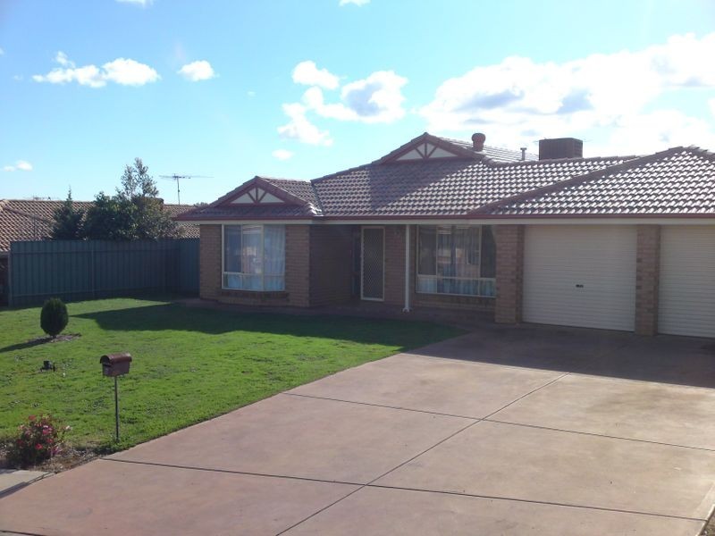 8 SELWAY PLACE, Evanston Park SA 5116