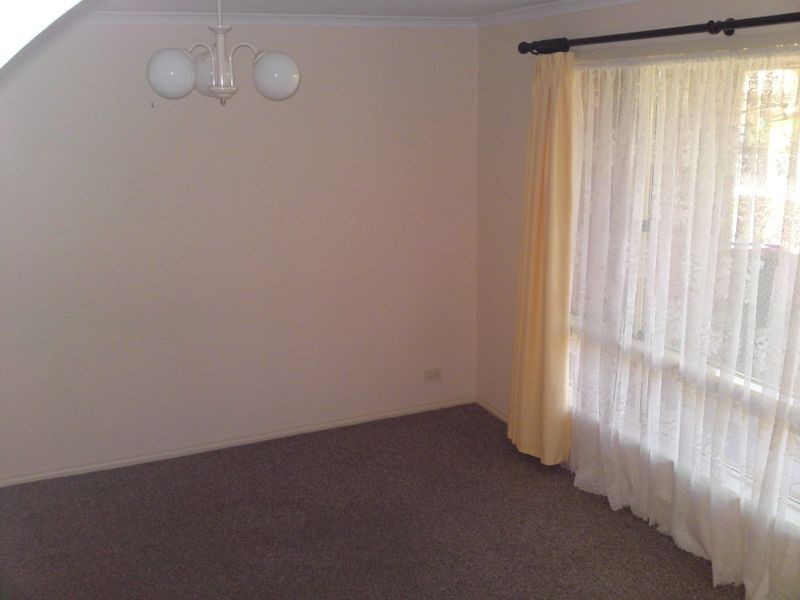 8 SELWAY PLACE, Evanston Park SA 5116