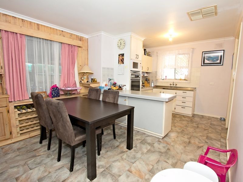 37 Stratton Road, Elizabeth Downs SA 5113