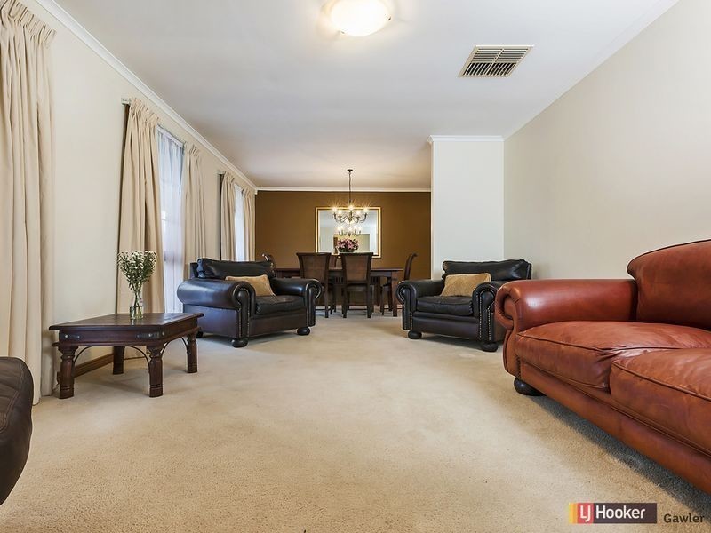 8 Finch Place, Hewett SA 5118