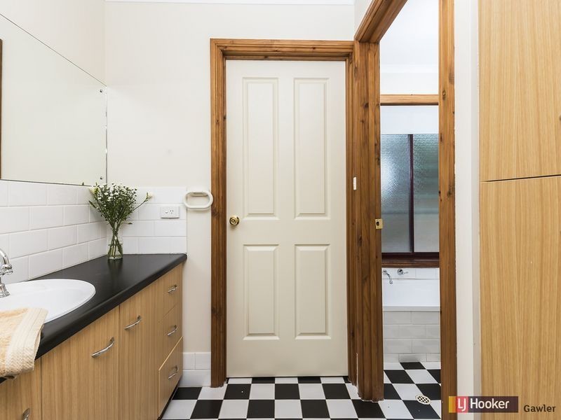 8 Finch Place, Hewett SA 5118