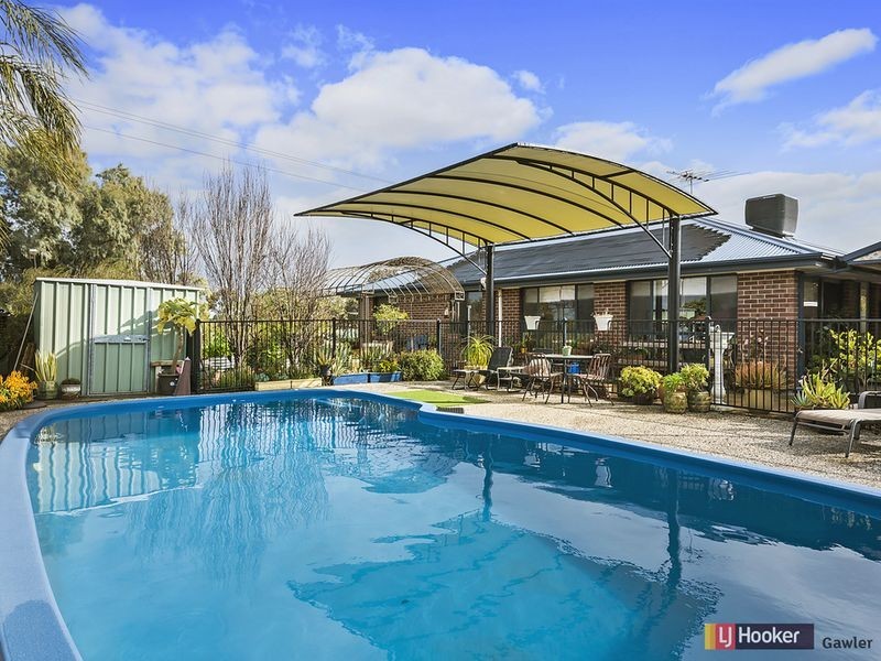 1 McKinlay Drive, Hewett SA 5118