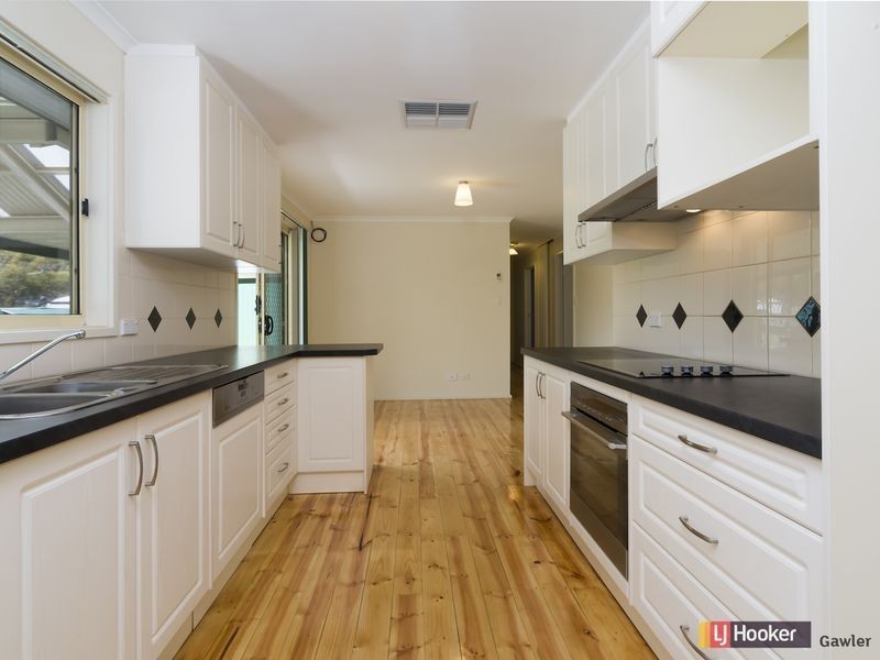 16 James Road, Lewiston SA 5501