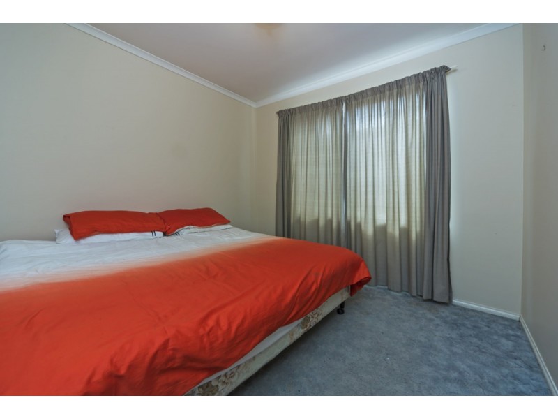 21 Greening Drive, Evanston Park SA 5116