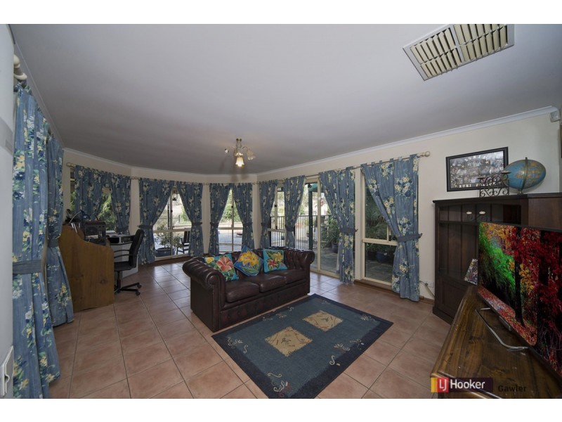 10 Purcell Grove, Evanston Park SA 5116