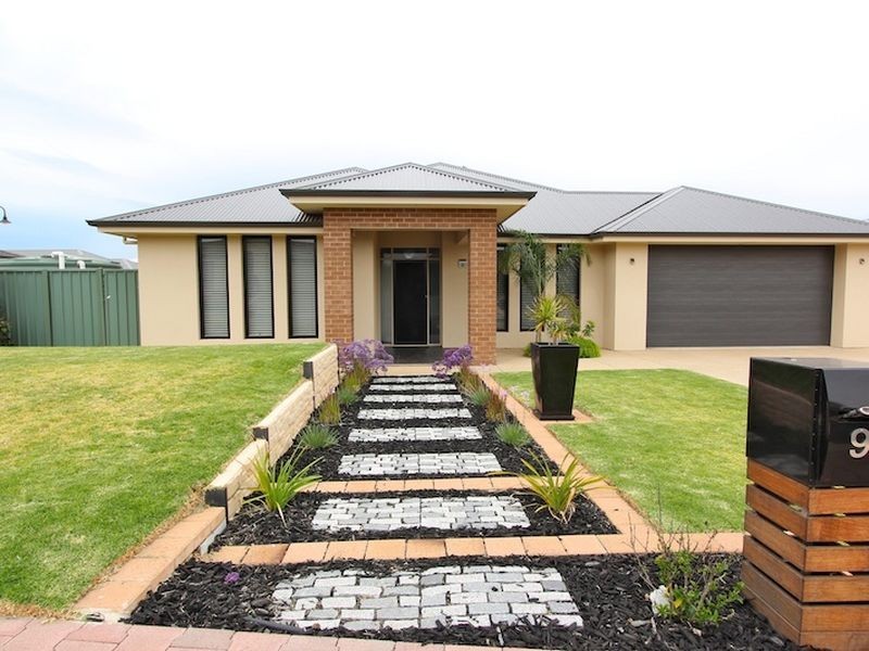 98 Kingfisher Drive, Hewett SA 5118