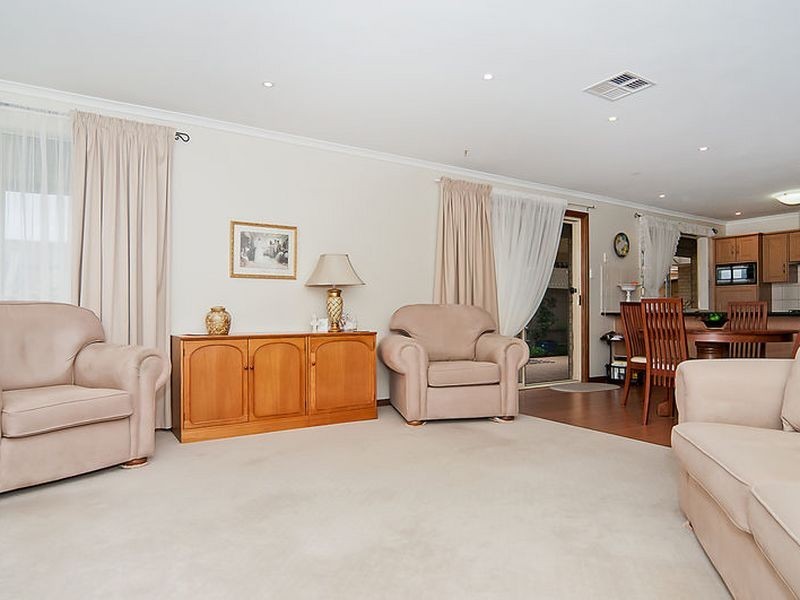 24 Toner Crescent, Evanston Park SA 5116