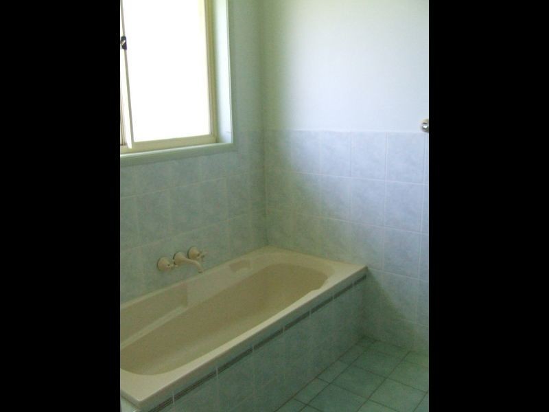 2/11 Smiths Lane, Wollongbar NSW 2477