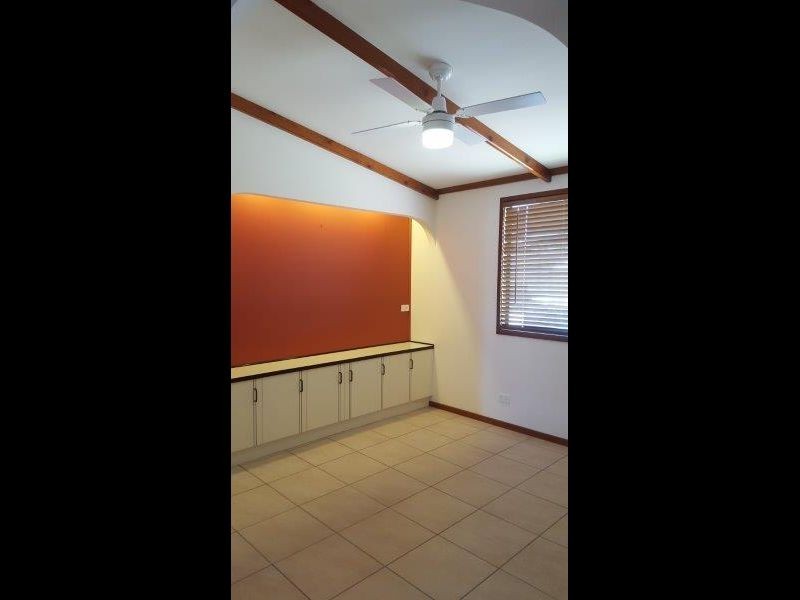 9 (upstair Owens Crescent, Alstonville NSW 2477