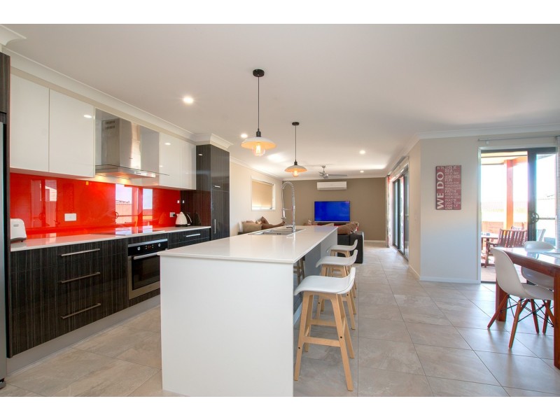 2/12 Avalon Avenue, Wollongbar NSW 2477