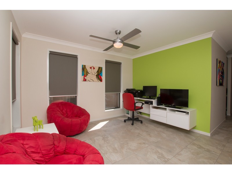 2/12 Avalon Avenue, Wollongbar NSW 2477