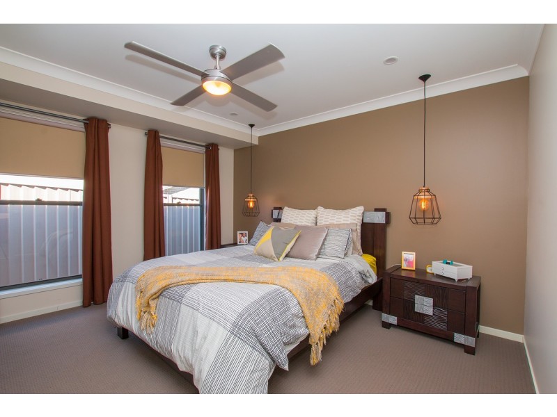 2/12 Avalon Avenue, Wollongbar NSW 2477