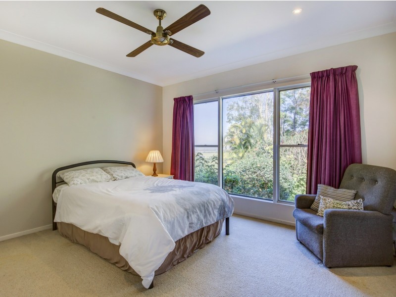 27 Towalbyn Place, Uralba NSW 2477