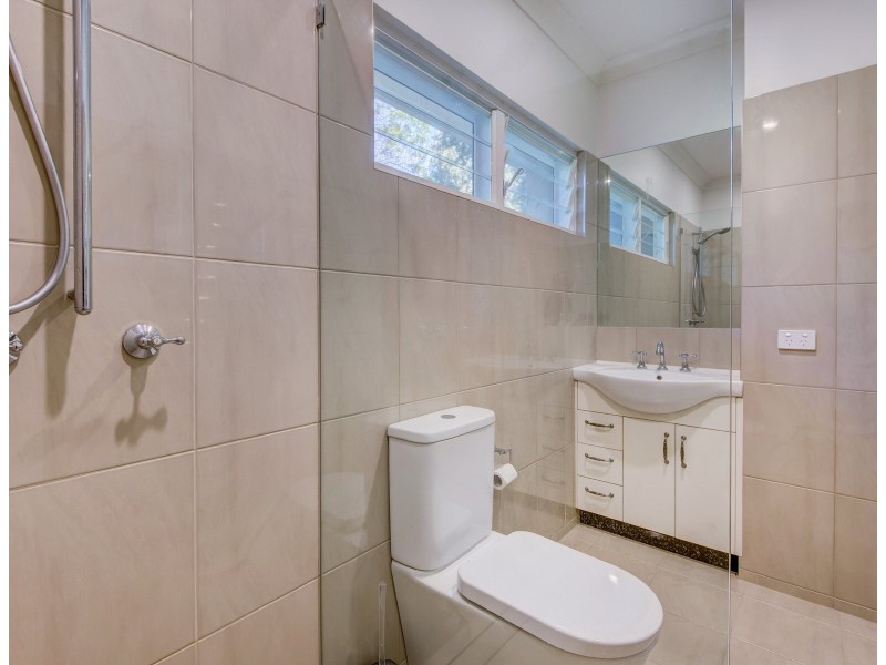27 Towalbyn Place, Uralba NSW 2477
